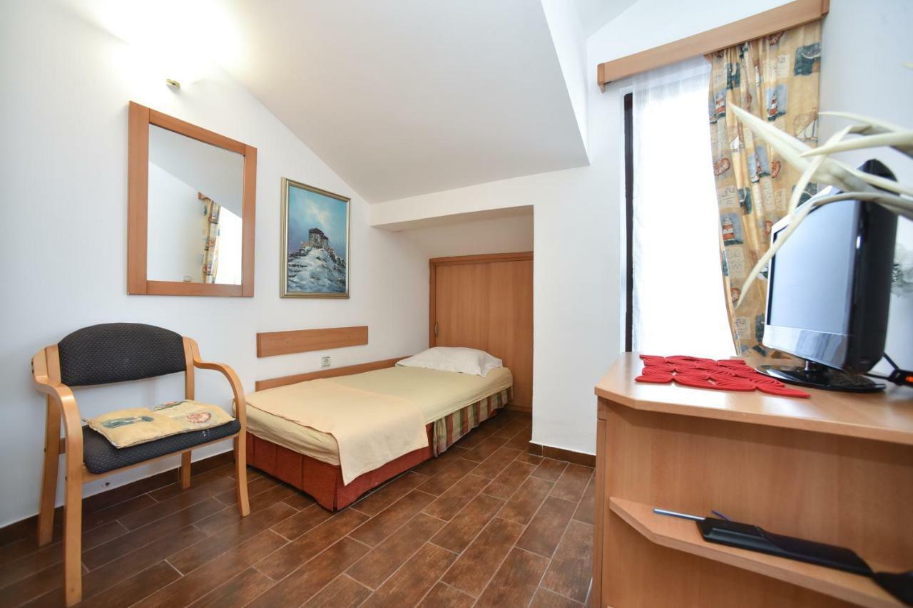 Bologna Apartments Budva Luaran gambar