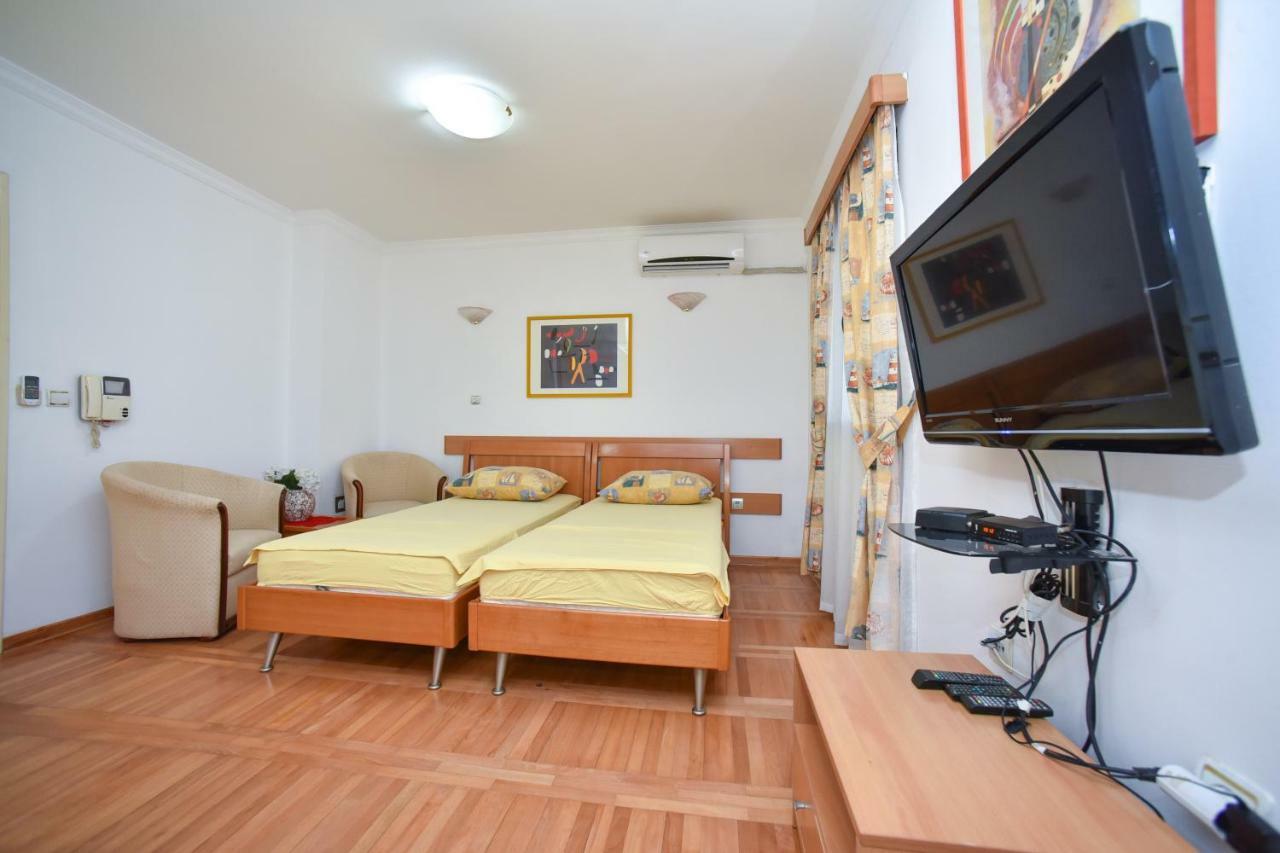 Bologna Apartments Budva Luaran gambar