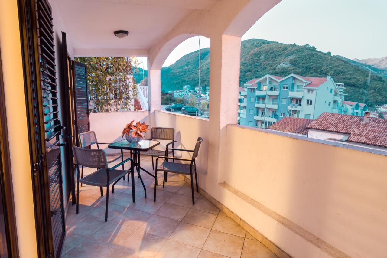 Bologna Apartments Budva Luaran gambar